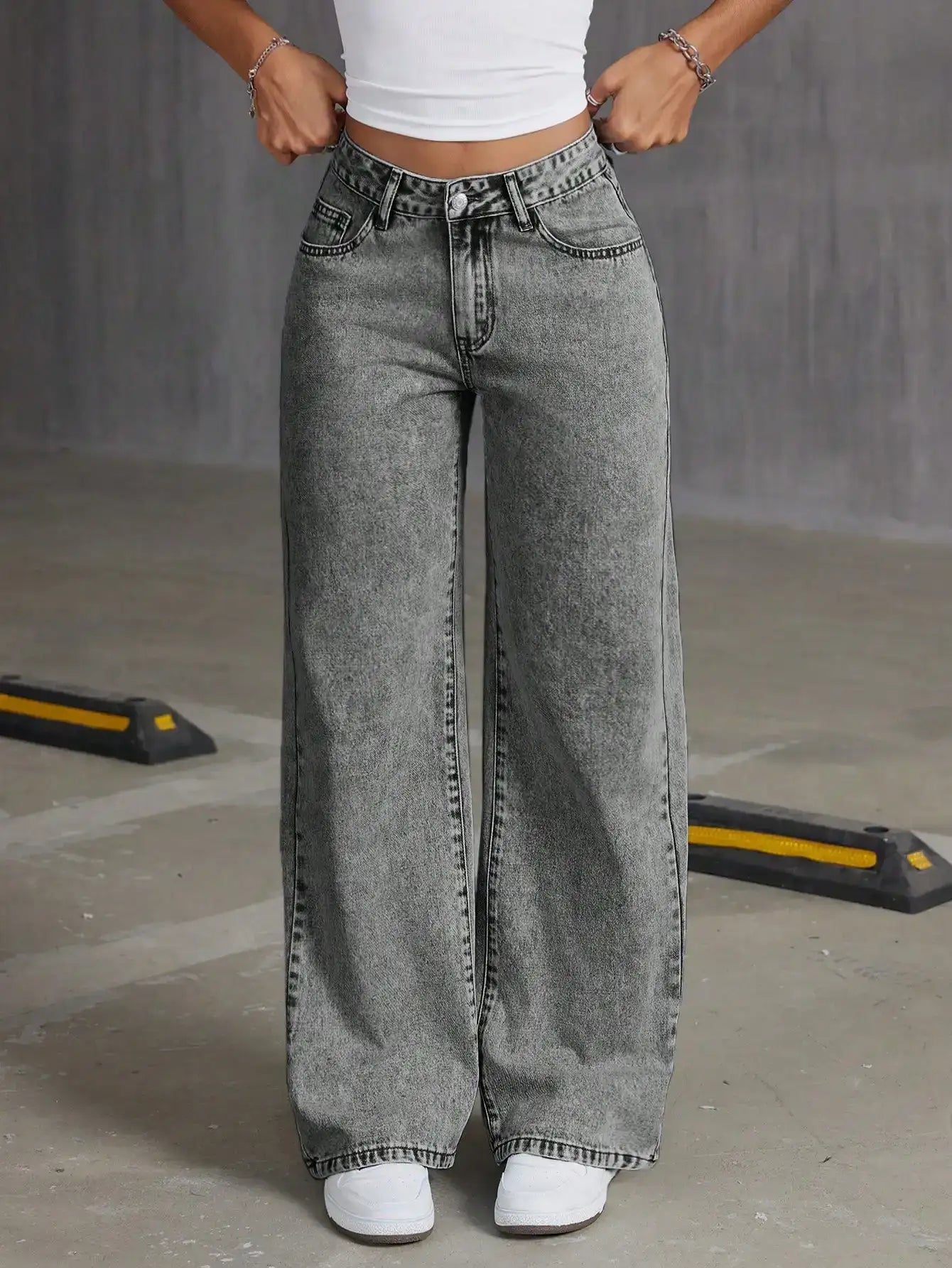 Women's High Waist Straight Leg Jeans