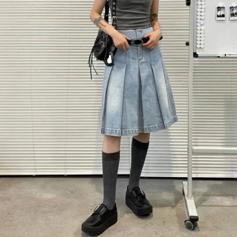Jeanity Denim – Denim Pleated A-Line Skirt – JeanityDenimDenimPleatedALineSkirtDetail20260407134454webp