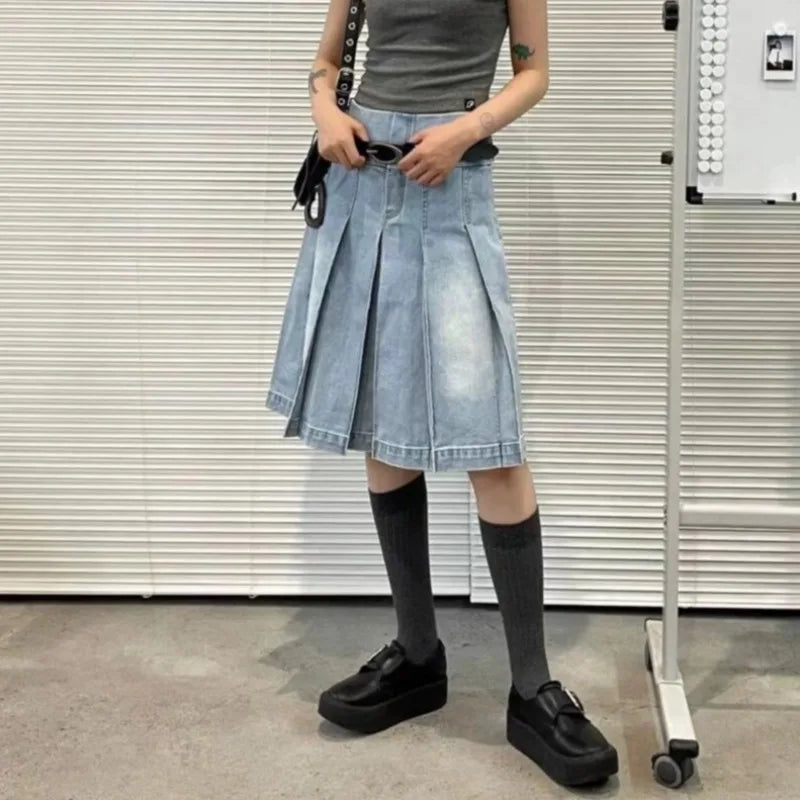 Jeanity Denim – Denim Pleated A-Line Skirt – JeanityDenimDenimPleatedALineSkirtSide20260407134454webp