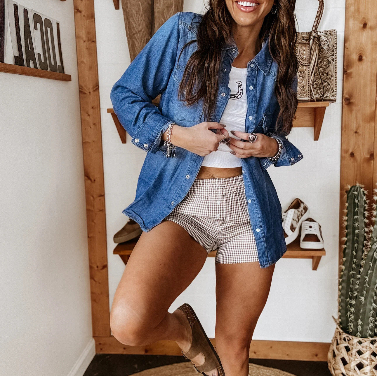 Jeanity Denim – Women's Classic  Faded Denim Shirt – JeanityDenimWomensClassicFadedDenimShirtDetail20260217011835jpg