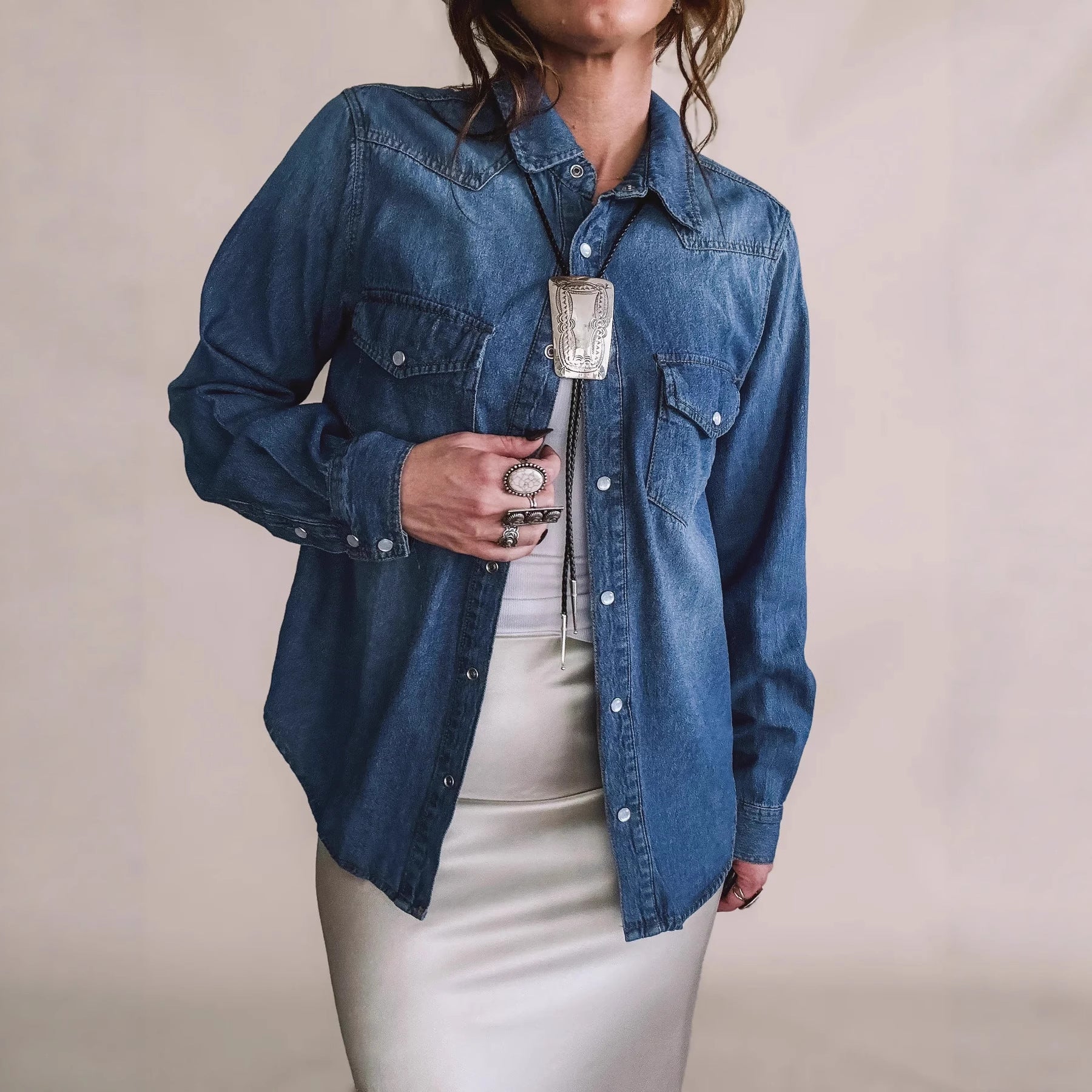 Jeanity Denim – Women's Classic  Faded Denim Shirt – JeanityDenimWomensClassicFadedDenimShirtSide20260217011833jpg